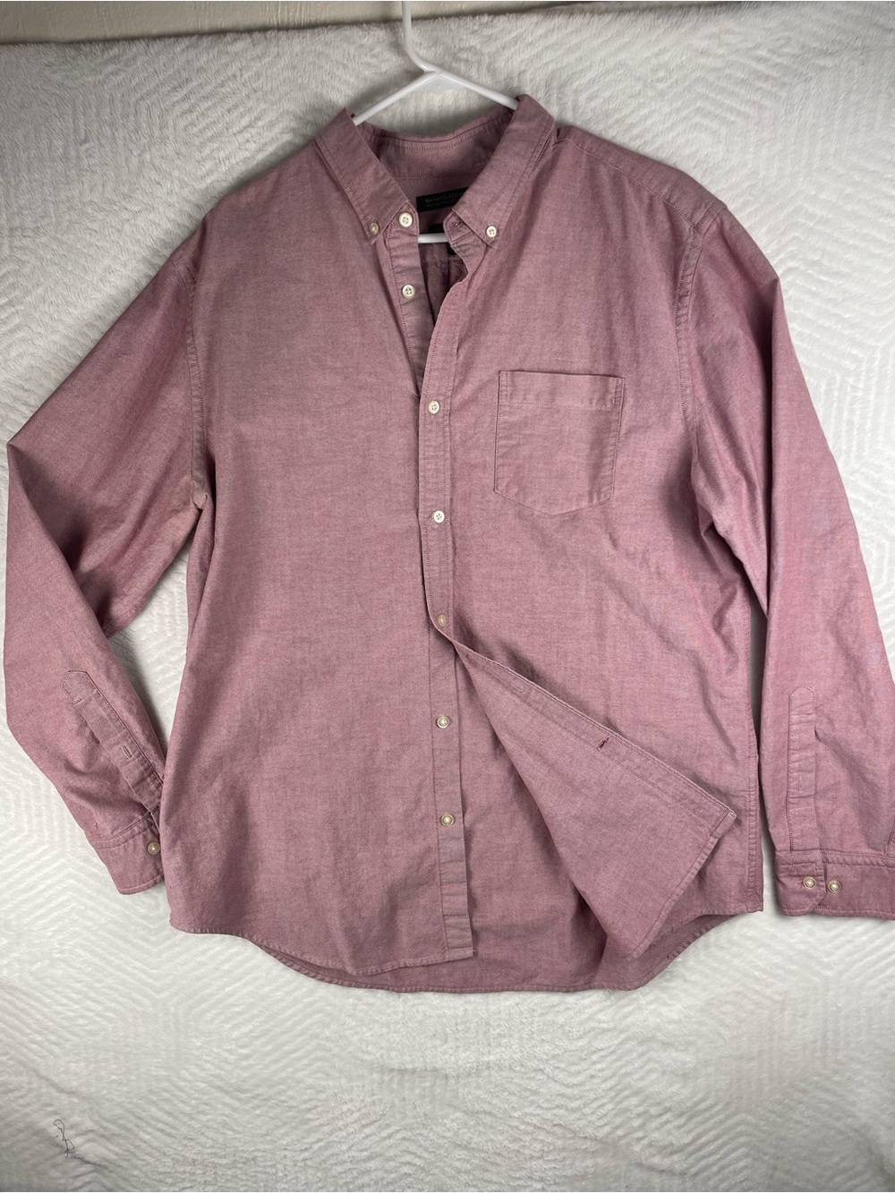 Banana Republic Men's Long-Sleeve Button-Down Shirt in Mauve